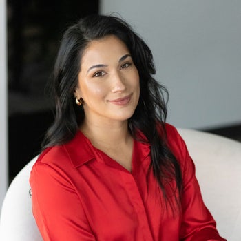 Portrait of Alexa Barsness, Realtor.