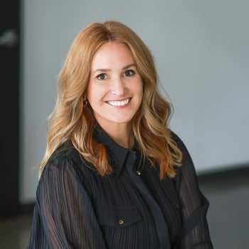 Portrait of Erin Ziech, Realtor.