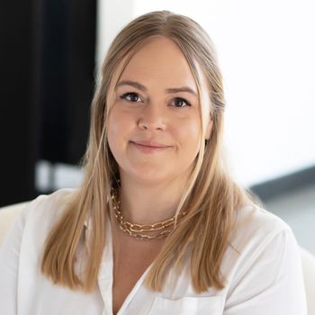 Portrait of Haley Saalsaa Miller, Realtor.