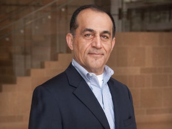 Portrait of Mo Afshar, Realtor